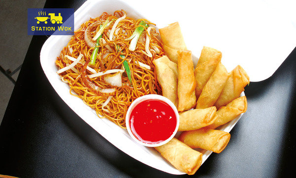 Pancake Rolls, Noodles & Sauce